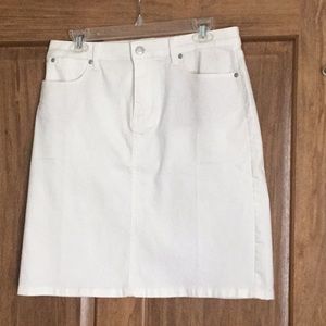 NWT Talbots White Denim Skirt, size 6